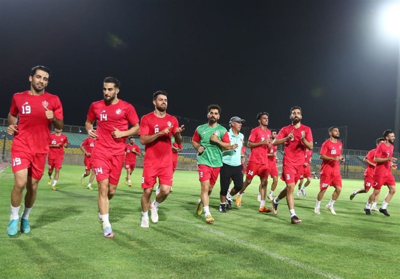 درخشان: برای پنهان کردن ضعفهایشان توپ را به زمین پرسپولیس میاندازند/ ۳ بازیکن دیگر میخواهیم