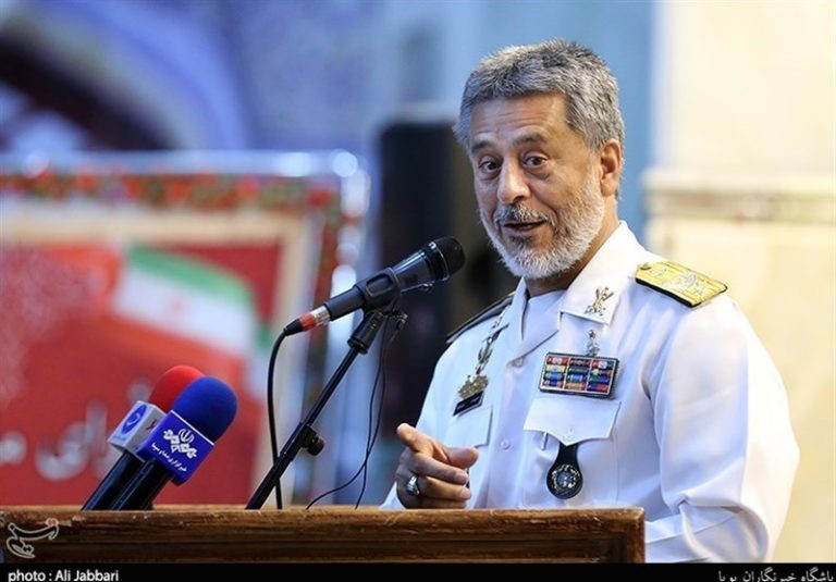 دریادار سیاری: باید از غافلگیری فناورانه پیشگیری کرد