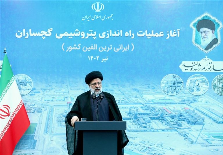 دستور رئیسی برای جمعآوری فوری گازهای مشعل/ از سوختن ثروت ملی واقعا رنج میبرم