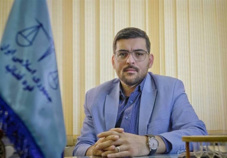 رای جالب یک قاضی برای متهم: خرید ۸ دست سرویس چینی برای ۸ زوج جوان!