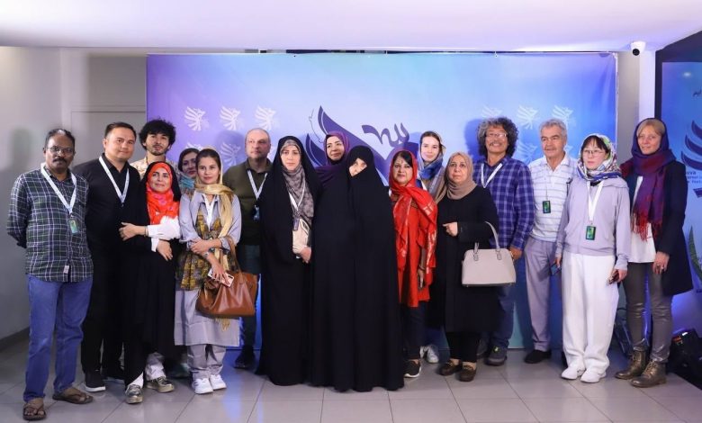 روز دوم جشنواره حوا / پذیرایی از مهمانان خارجی در فرهنگ تا بازدید موزه + فیلم