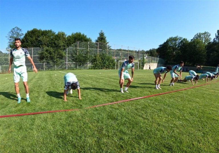 روز پرفشار شاگردان خمز در اردوی ترکیه/ تمرین انفرادی بازیکن مدنظر تراکتور