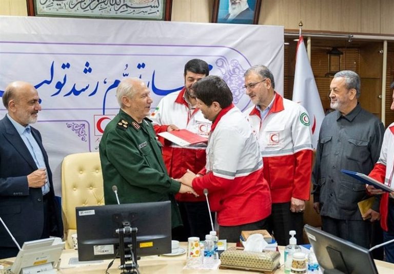 سردار صفوی: هلال احمر میتواند از تجربیات بسیج برای ساماندهی داوطلبان خود استفاده کند