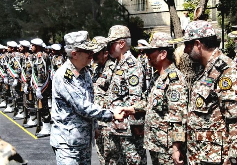 سرلشکر باقری از منطقه پدافند هوایی شمالغرب ارتش بازدید کرد