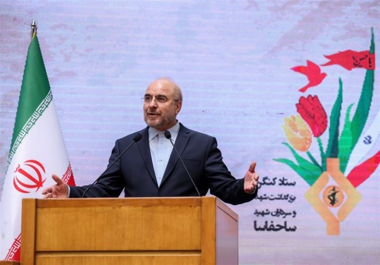 قالیباف: اندیشمندان و دانشمندان تنها مسیر حل مسائل و مشکلات امروز ما هستند