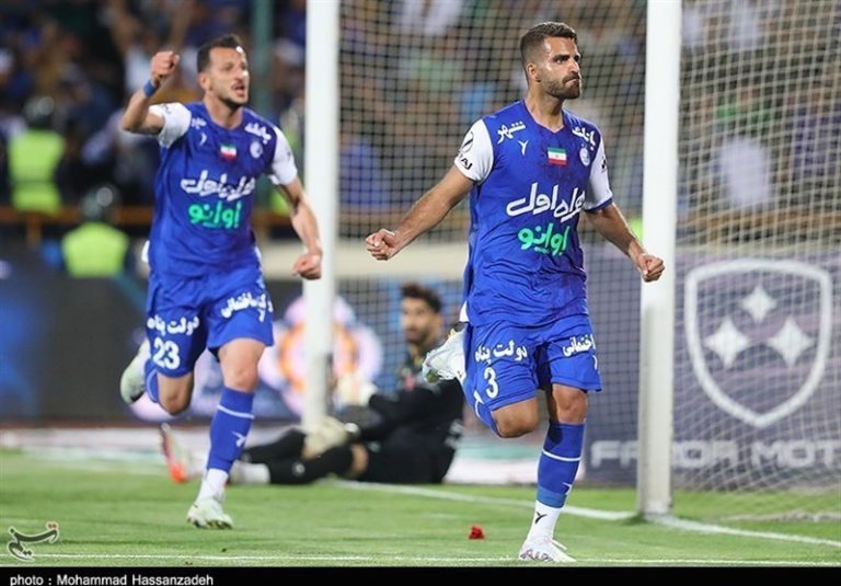 قرارداد مرادمند با استقلال تمدید شد