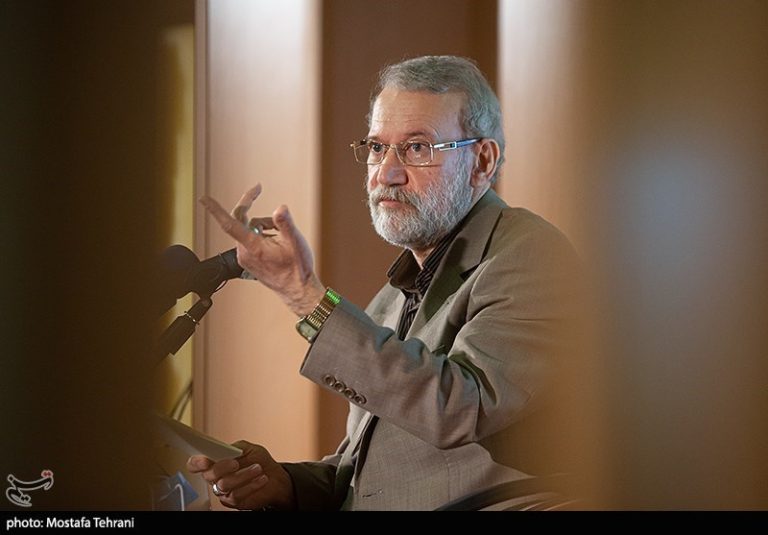 لاریجانی: سفرای سوئد را باید از مملکتهای اسلامی اخراج کنیم