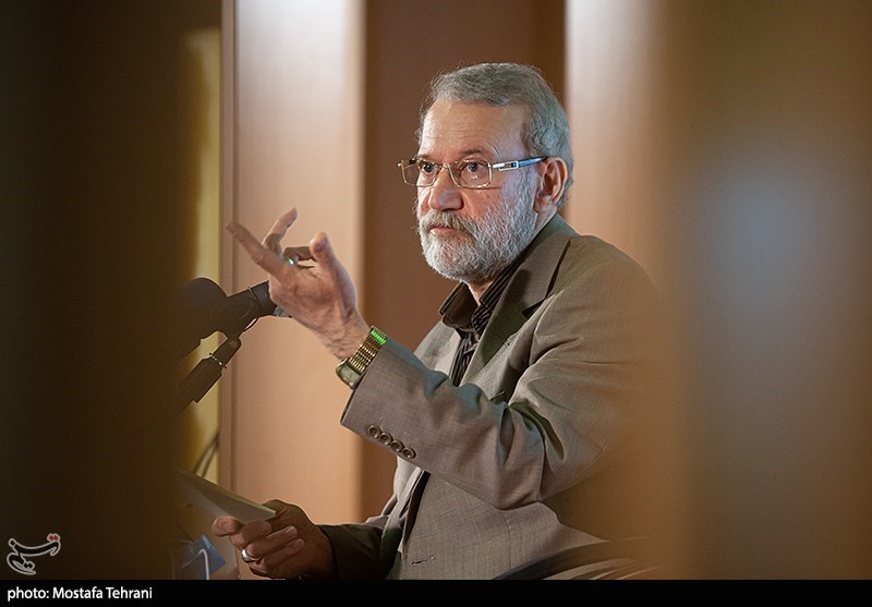 لاریجانی: سفرای سوئد را باید از مملکتهای اسلامی اخراج کنیم