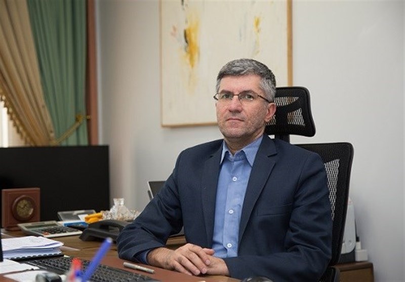 معاون بانک مرکزی: کارمزد تراکنشهای خرید کارتی را باید صاحب پوز بپردازد نه مردم