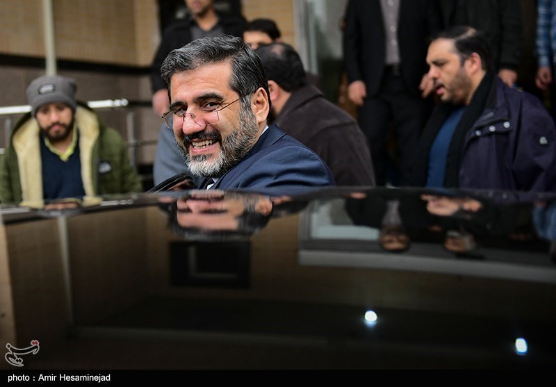 واکنش وزیر ارشاد به ضد و نقیضها درباره نظارت بر نمایشخانگی/ فیلمهای خارجی پلتفرمها چگونه مجوز میگیرند؟