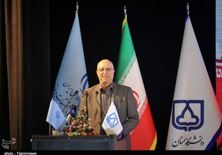 وزیر علوم: بخشش در قبال اشتباهات دانشجویان باید در اولویت باشد