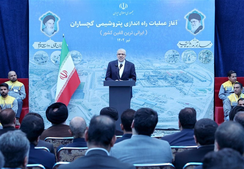 وزیر نفت: ۵ پتروشیمی دیگر تا پایان امسال افتتاح می‌شود/ فاز ۱۱ پارس جنوبی ‌‌به زودی به بهره‌برداری می‌رسد