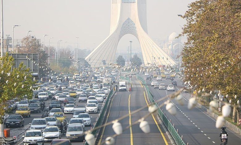 وضعیت هوای تهران ۱۴۰۲/۰۴/۲۶؛ تداوم تنفس هوای “آلوده”