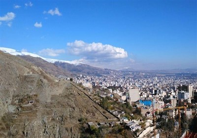 وضعیت هوای تهران ۱۴۰۲/۰۵/۰۷؛ تنفس هوای “قابل قبول”
