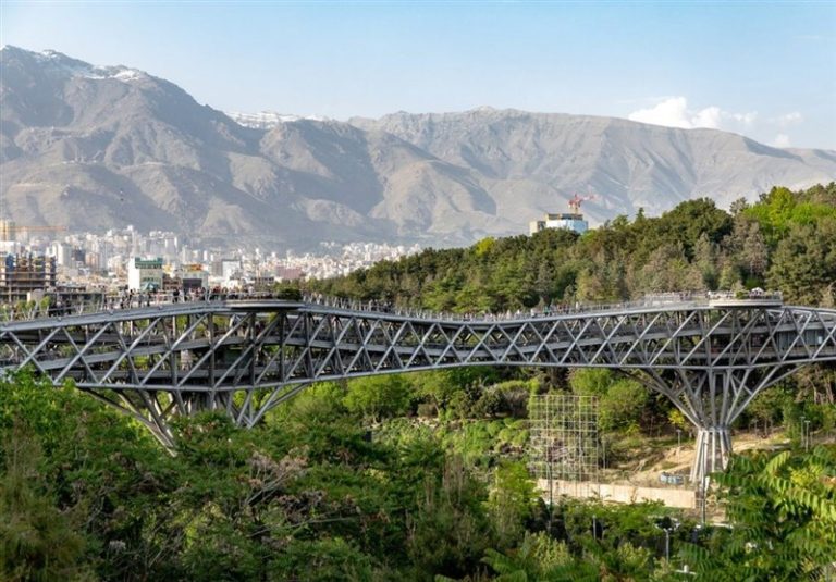 وضعیت هوای تهران ۱۴۰۲/۰۵/۰۹؛ تداوم تنفس هوای “مطلوب”
