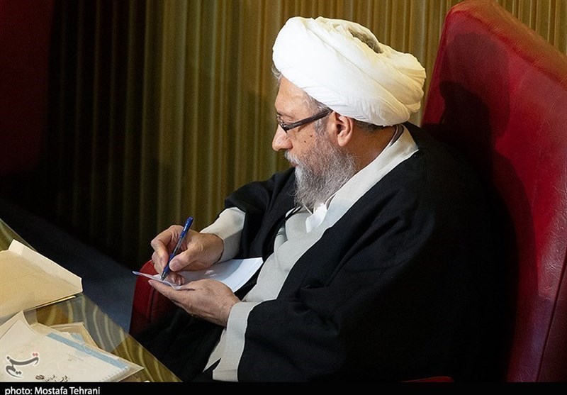 پیام تسلیت آملی لاریجانی در پی درگذشت آیتالله حسن صانعی