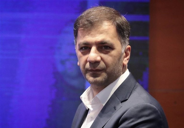 کریمی: حیدری میخواست تیم امسال استقلال را ببندد اما این اجازه را به او ندادم/ باید مربی قویتر کنار ساپینتو میگذاشتیم