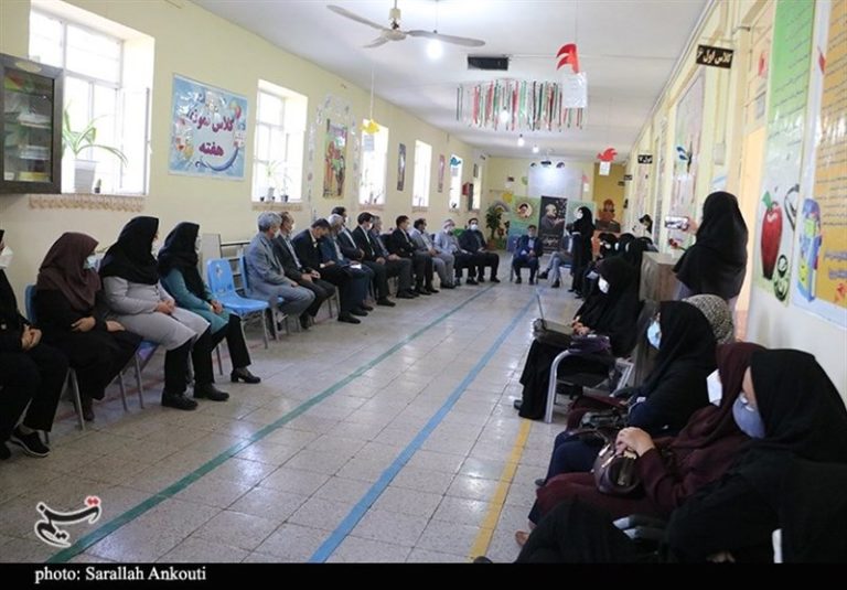 آغاز ثبتنام الکترونیک دانشآموزان پایه دهم از فردا