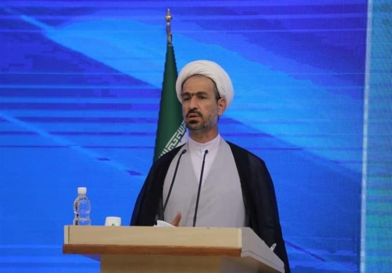 آموزش «زبان فارسی» در عرصه جهانی نیازمند حمایت مجلس و دولت است