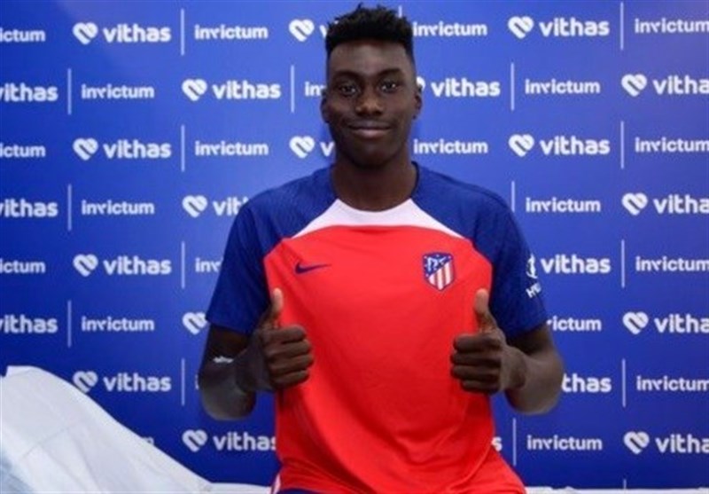 اتلتیکومادرید مهاجم گرانادا را خرید