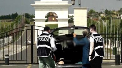 اختصاصی/ پلیس آلبانی کنترل مقر منافقین را در دست گرفت/ ورود و خروج بدون بازرسی پلیس ممنوع است