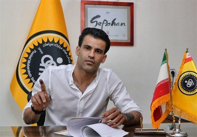 ادامه انتظار مهاجم سابق پرسپولیس برای ثبت قرارداد با سپاهان