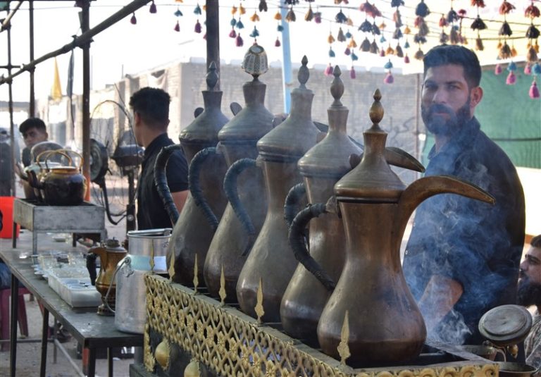 استقرار خودروهای سوخترسان سیار برای خدمترسانی به زائران در ۳ مرز