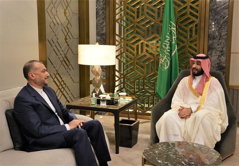 امیرعبداللهیان با بن سلمان دیدار کرد/ابلاغ سلام ولیعهد عربستان به مقام معظم رهبری و رئیس جمهور کشورمان
