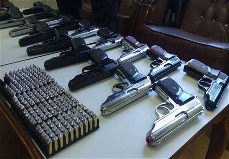 انهدام باند قاچاق سلاح در بلوچستان/ ۲۸ قبضه کلت کمری کشف شد