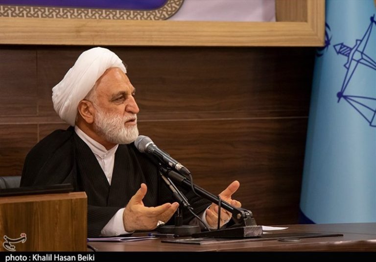 اژهای: اتخاذ شیوههای پیشگیرانه برای جلوگیری از هرگونه تخلف و فساد همکاران قضایی موضوعی مهم و اولویتدار است