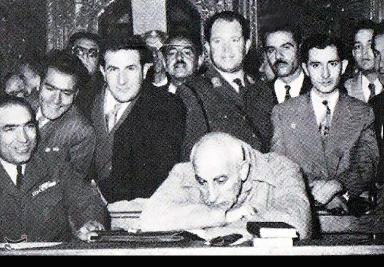 “به شاه اطمینان دادند که آمریکا با نقشهی انگلیس موافق است”| ۲۸ مرداد بهروایت شاهدان _۱