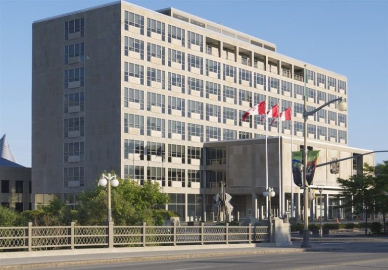 تحریمهای کانادا علیه برخی از مقامهای ایران