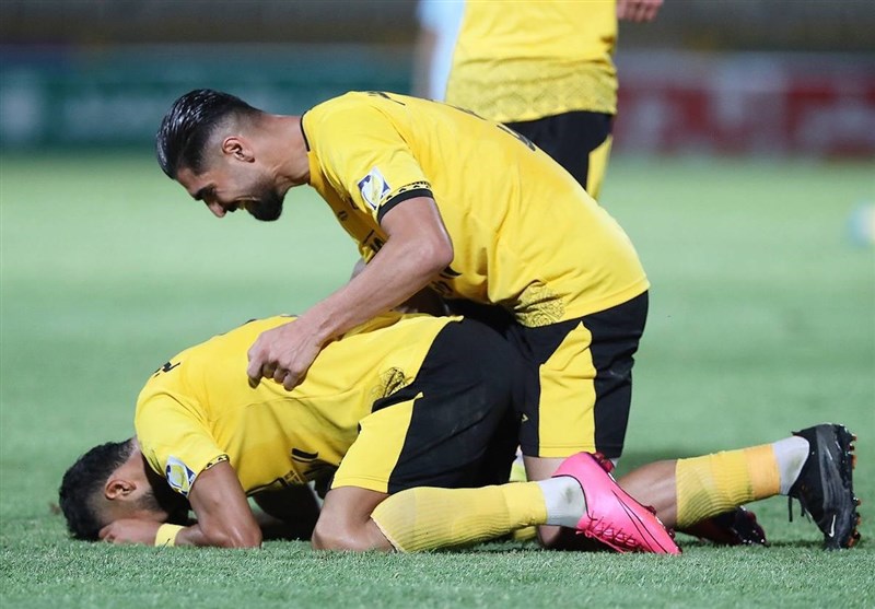 تیم منتخب هفته چهارم لیگ برتر فوتبال