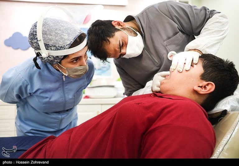 جرمانگاری خدمات کاذب درمانی/هزینههای درمانی به ۳۰ درصد کاهش مییابد