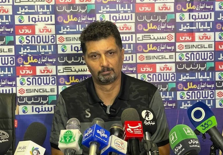 حسینی: باید در نیمفصل اول امتیازات را بگیریم