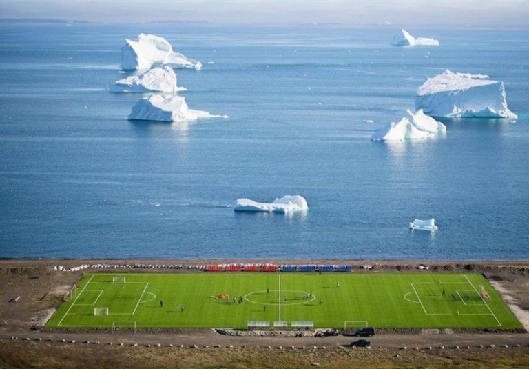 داستان جالب فوتبال در بزرگترین جزیره زمین؛ لیگ یک هفتهای گرینلند!