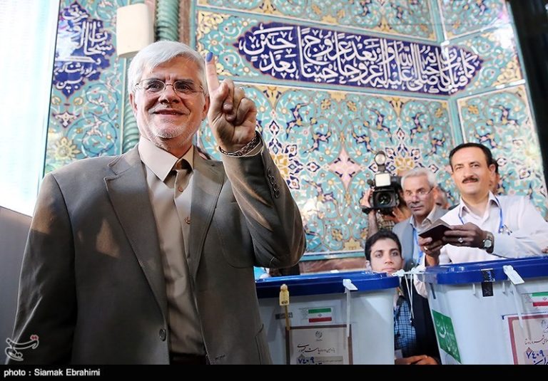 دعوت مجمع وزیران به ریاست محمدرضا عارف برای شرکت در پیشثبتنام انتخابات مجلس