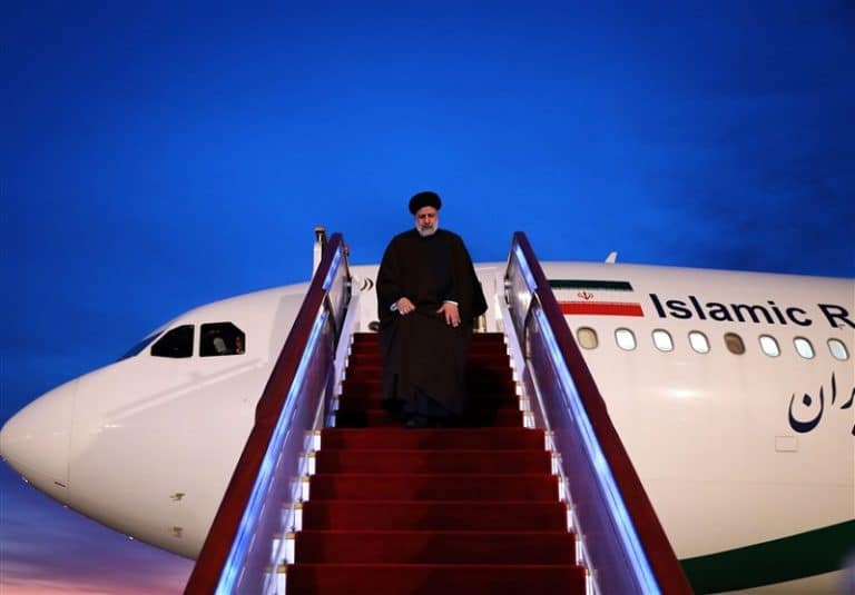 رئیسی وارد آفریقای جنوبی شد