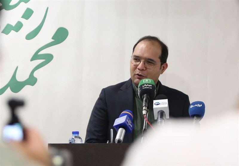 ربیعی: دیدار ذوبآهن – سپاهان جنگ نابرابر نیست/ غیبت ۷ بازیکنم را فریاد نمیزنم