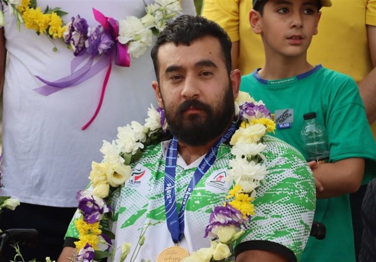 رشید مسجدی؛ از کمای ۴۷ روزه تا بیخبری ۳.۵ ساله از فوت برادر/ “آرزویم طلای پارالمپیک است”