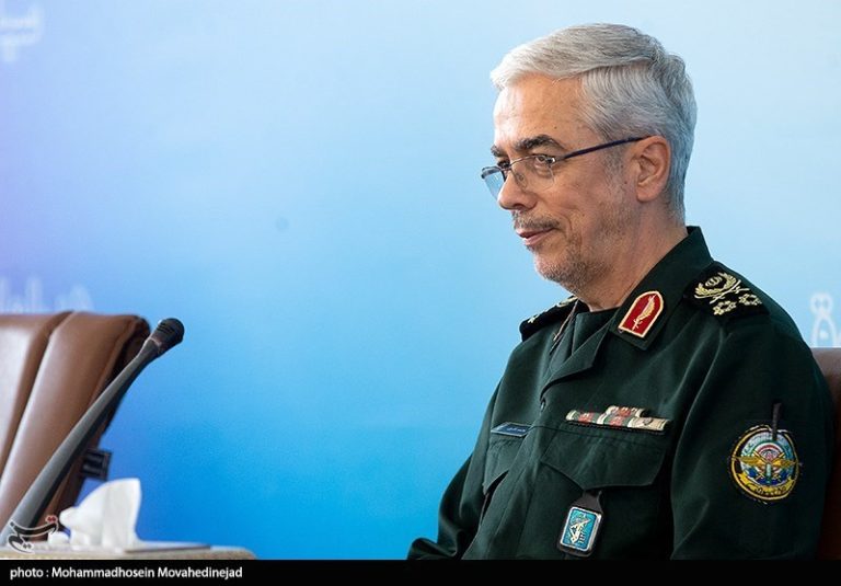 سرلشکر باقری: قدرتهای بزرگ نظامی جهان در پی بهرهمندی از دستاوردهای دفاعی ایران هستند