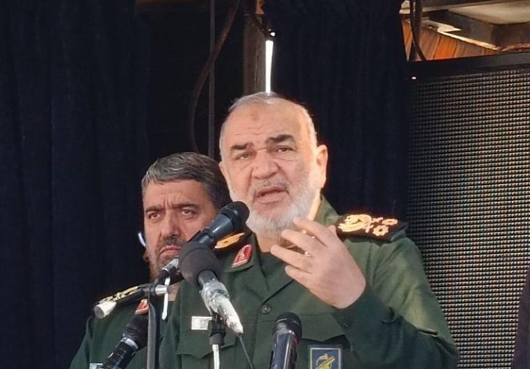 سرلشکر سلامی: دشمن بهدنبال فتنهانگیزی در سالگرد حوادث پاییز ۱۴۰۱ است