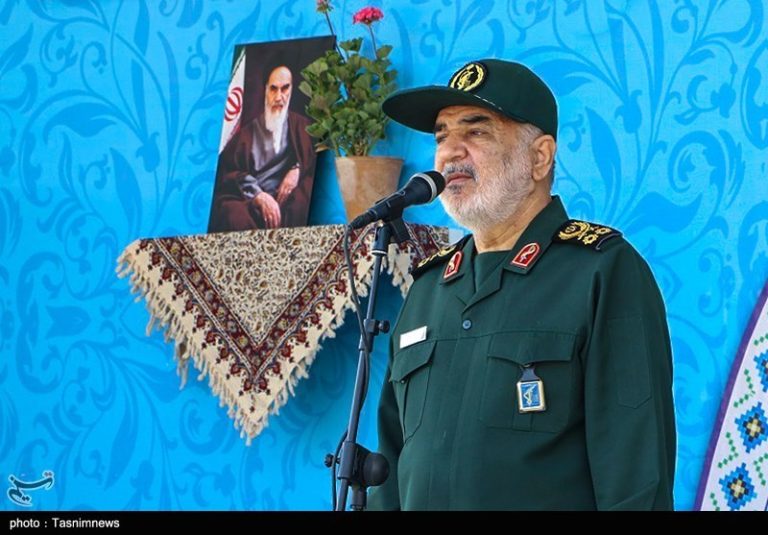 سرلشکر سلامی: صنعت دفاعی ایران ذهنیت دشمنان در یکه تازی علم و فناوری نظامی را شکست