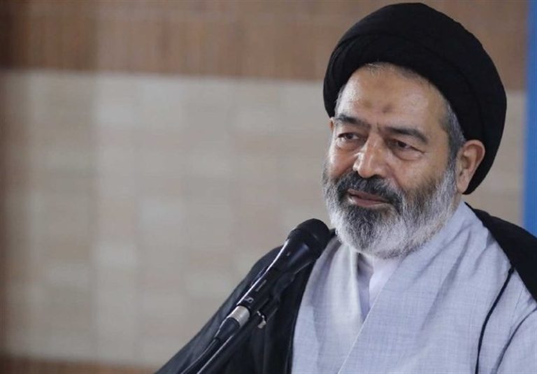 شرکتهای هواپیمایی خود را آماده سفرهای اربعین و عمره کنند