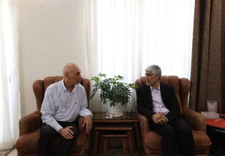 عیادت کیومرث هاشمی از علی مرادی و ۲ پیشکسوت ورزشی
