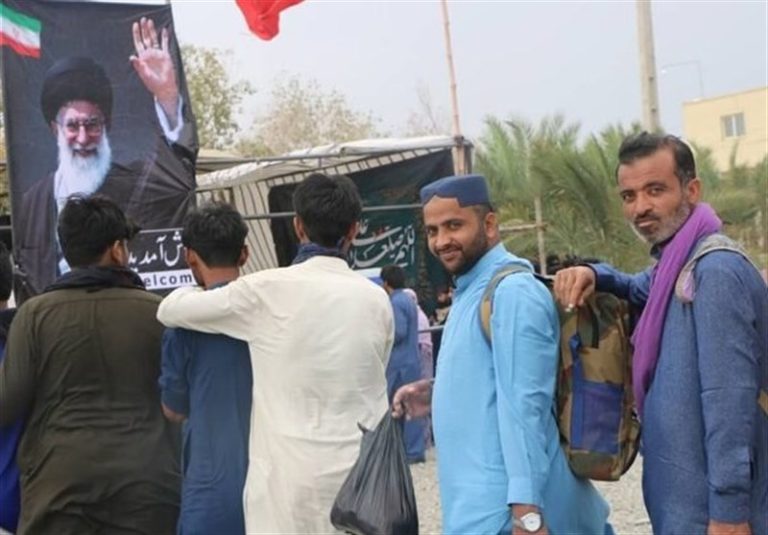 فعال فرهنگی پاکستان: کشتی نجات حسین (ع) در اربعین نژاد و مذهب نمیشناسد
