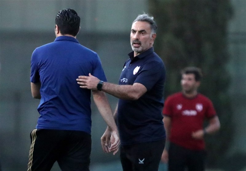 فکری: شمس آذر یقه خیلی از تیمها را میگیرد