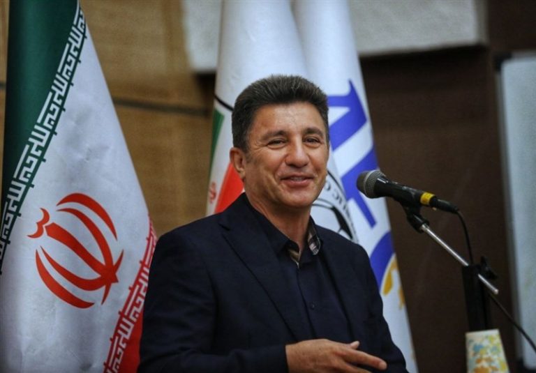 قلعهنویی: شاید برخی بازیکنان به دلیل مسائل انضباطی دعوت نشوند/ روش فرگوسن را در تیم ملی پیاده میکنیم