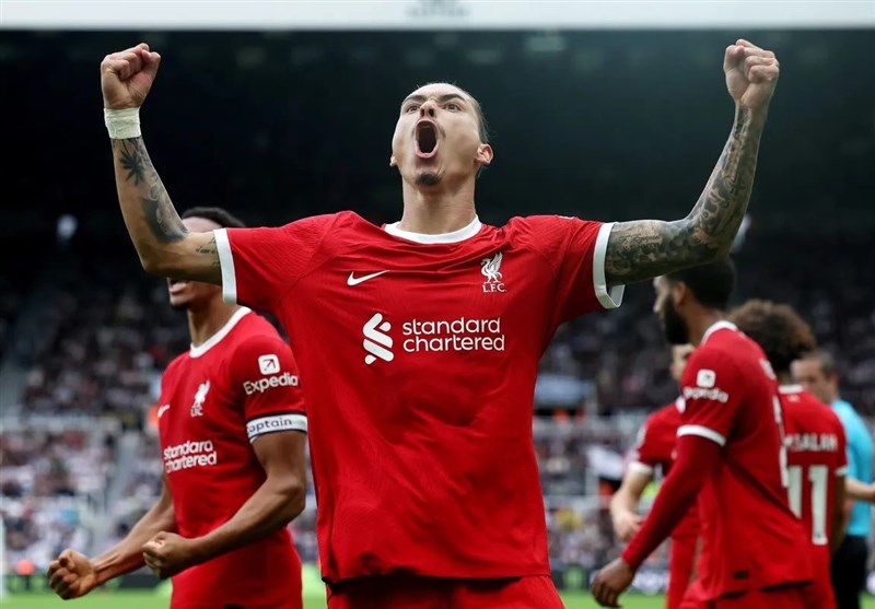 لیورپول ۱۰ نفره با بازگشتی رؤیایی در خانه نیوکاسل پیروز شد