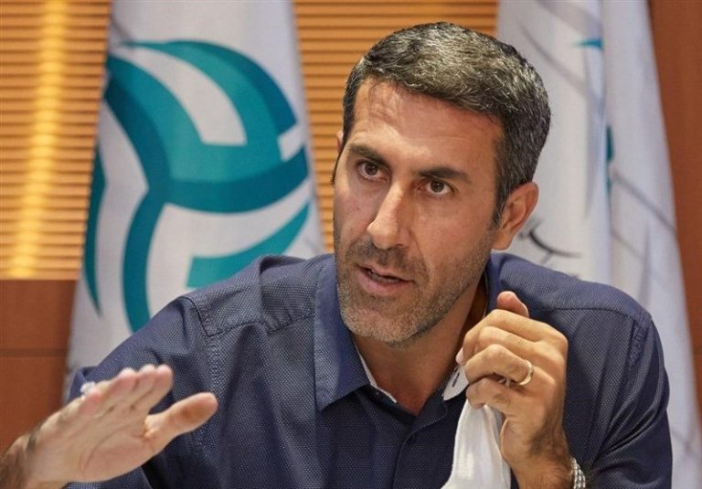 محمودی: با شیپور نمیتوان قهرمان آسیا شد!/ فدراسیون والیبال نیاز به تغییرات دارد